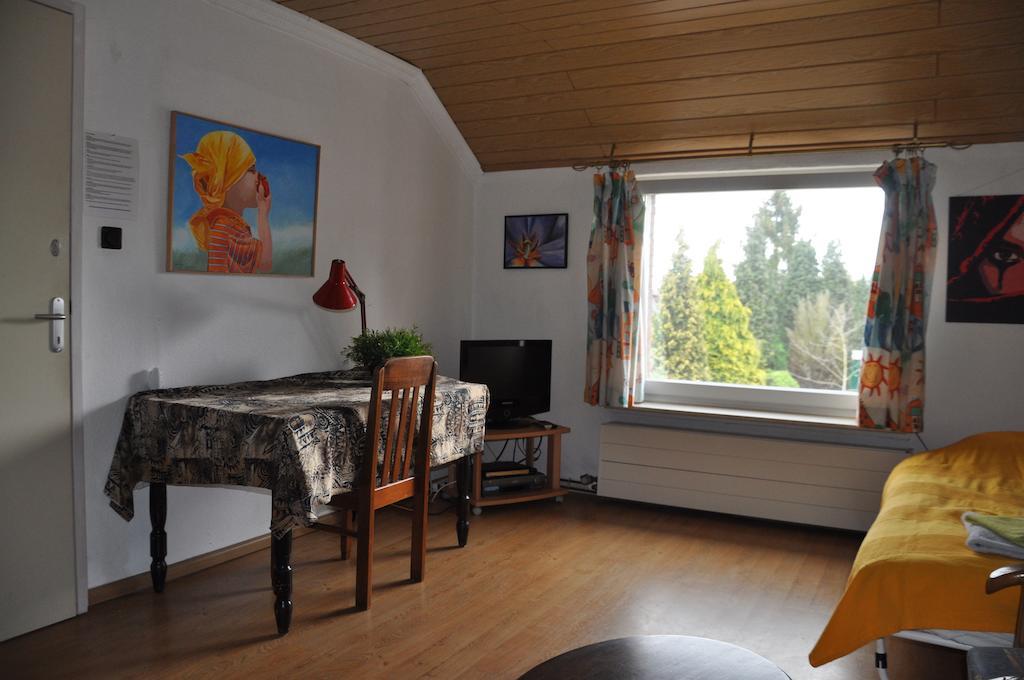 ホテルAn Der Grenze エメリッヒ 部屋 写真